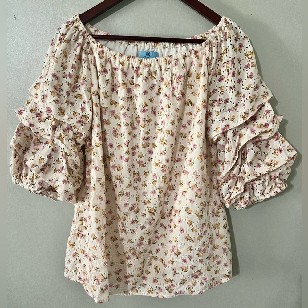 CeCe Floral Ruffle Sleeve Top - Pink and White